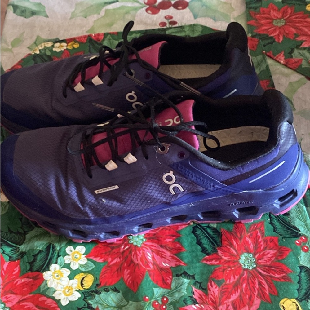 On Running Cloud Athletic Sneakers waterproof